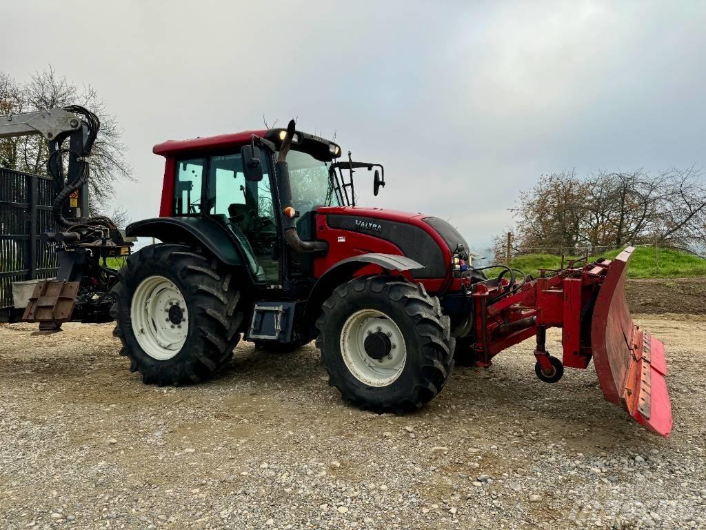 Valtra N 91 Трактори