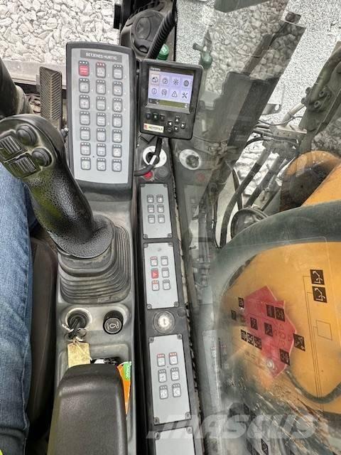 Liebherr A 916 Колесни екскаватори