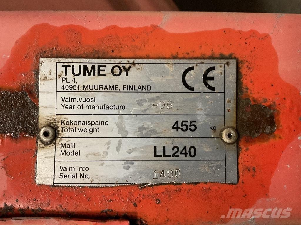 Esko 240 Снегохвъргачки
