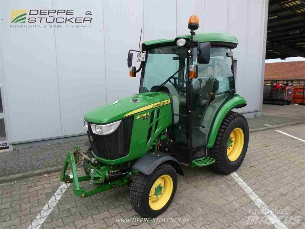 John Deere 3046R Компактни трактори