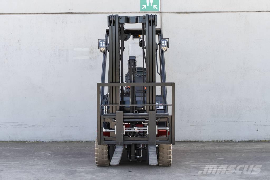 Manitou ME 320 Електрически вилични кари-повдигачи
