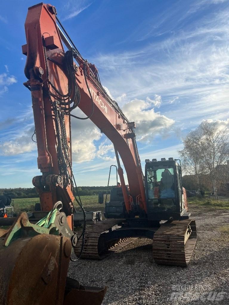 Hitachi ZX 210 Верижен екскаватор