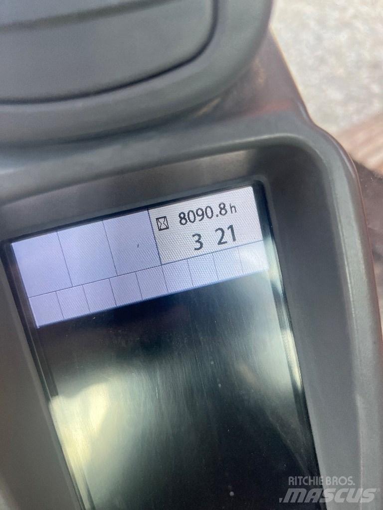 Hitachi ZX 210 Верижен екскаватор