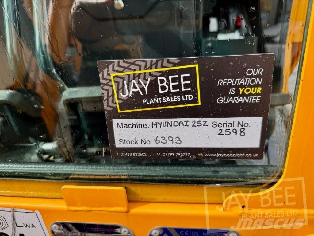 Hyundai R25Z-9 AK Мини екскаватори < 7 т