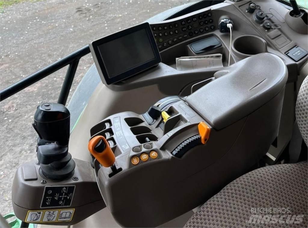 John Deere 6210R Трактори