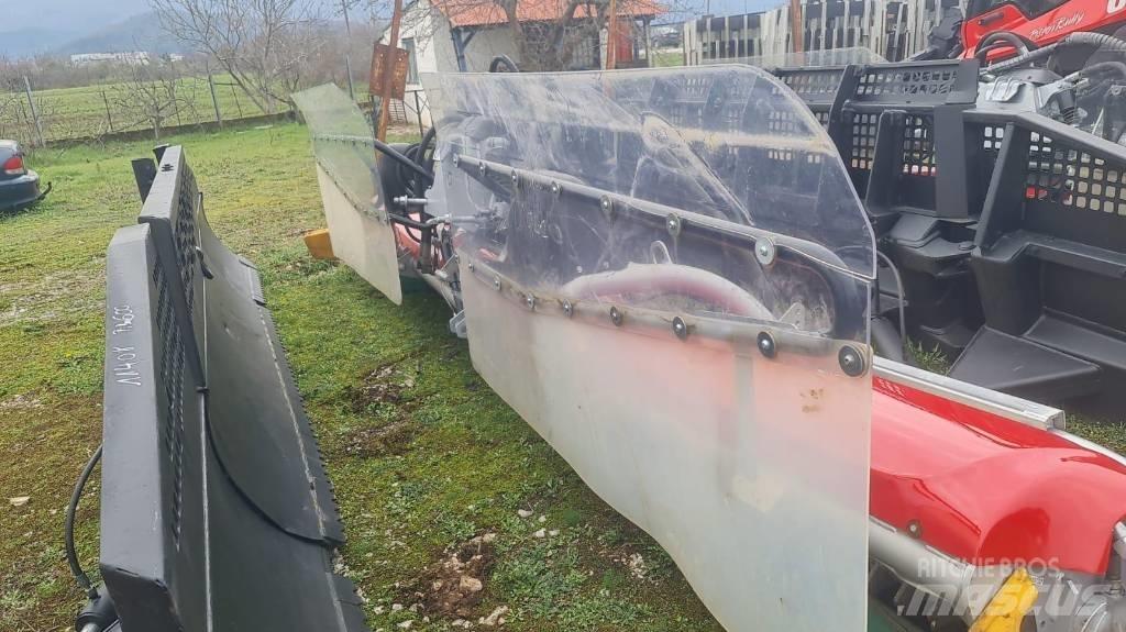  PistenBully  600 Снегоутъпкващи машини
