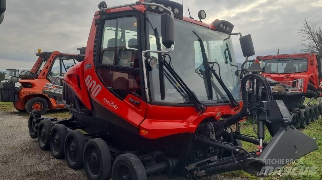  PistenBully  600 Снегоутъпкващи машини