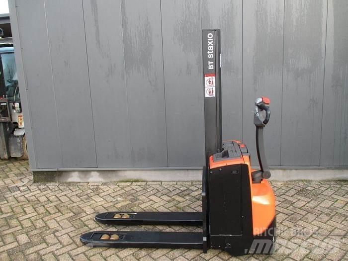 BT SWE 080L Колички високоповдигачи с теглич