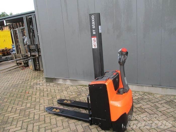 BT SWE 080L Колички високоповдигачи с теглич
