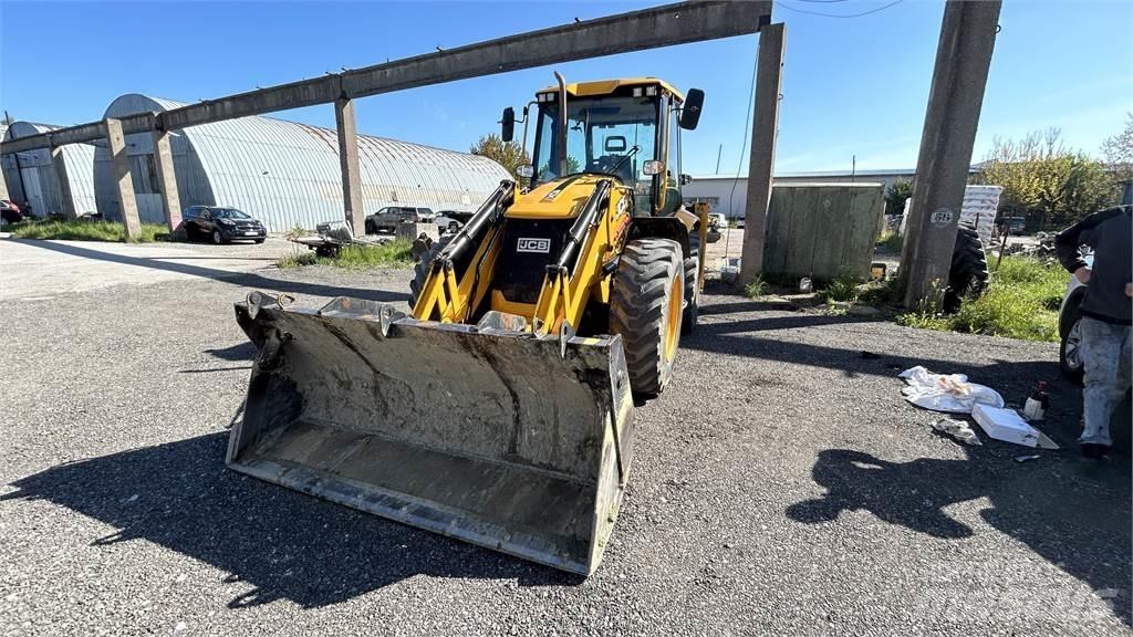 JCB 4CX PRO Товарач със заден ексватор