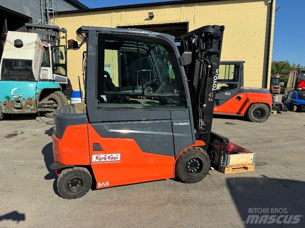 Toyota 9FBM30T Електрически вилични кари-повдигачи