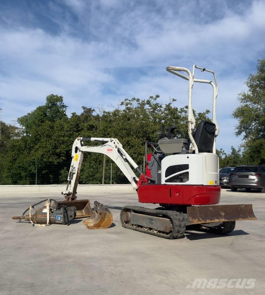 Takeuchi TB 210 R Мини екскаватори < 7 т