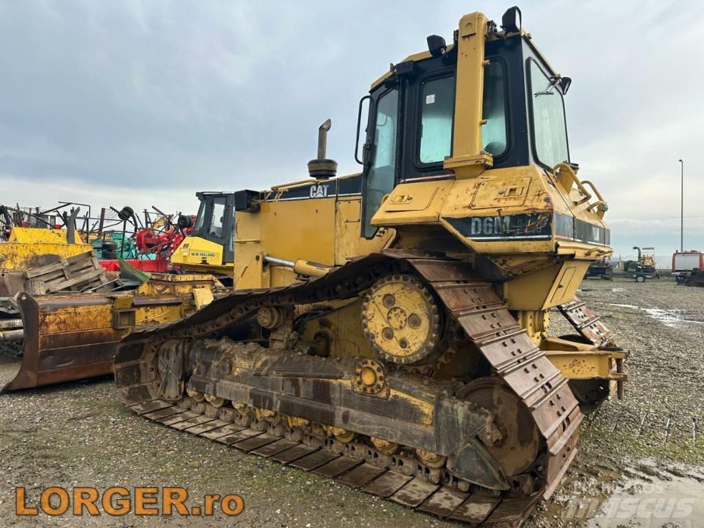 CAT D 6 M LGP Верижни булдозери
