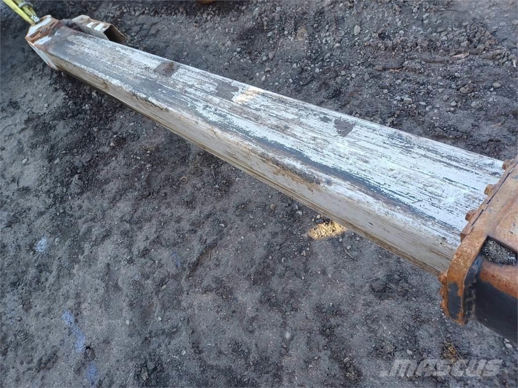 Komatsu 200H Карнове за харвестери