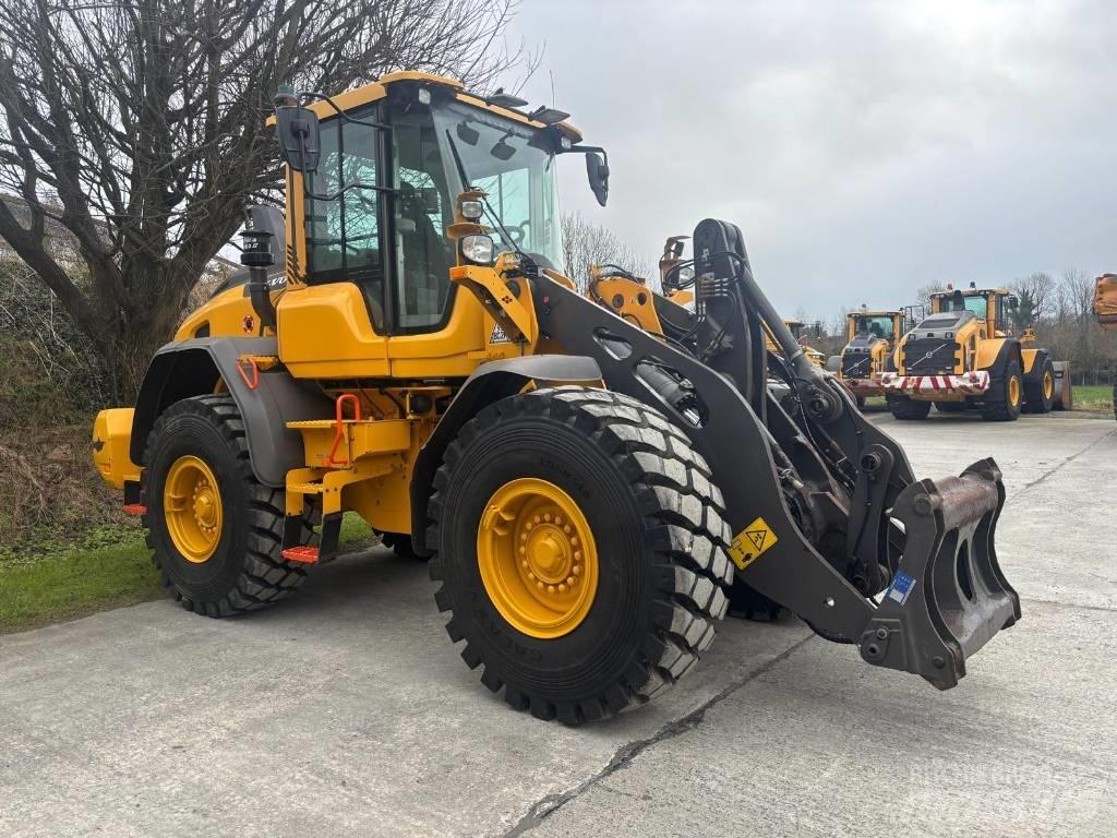 Volvo L90H Колесни товарачи