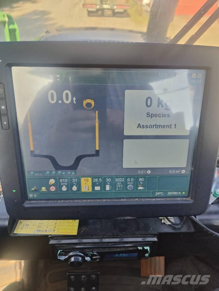 John Deere 1210E Форуардери