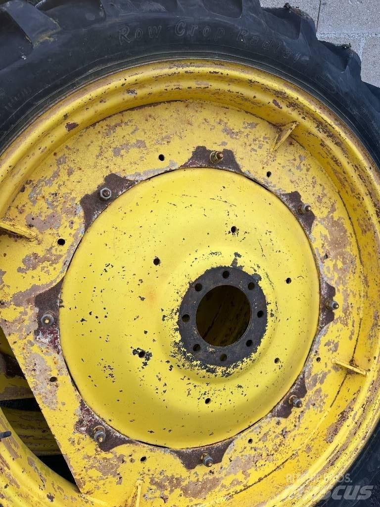 Alliance 230/95R44 Колелета/Гуми