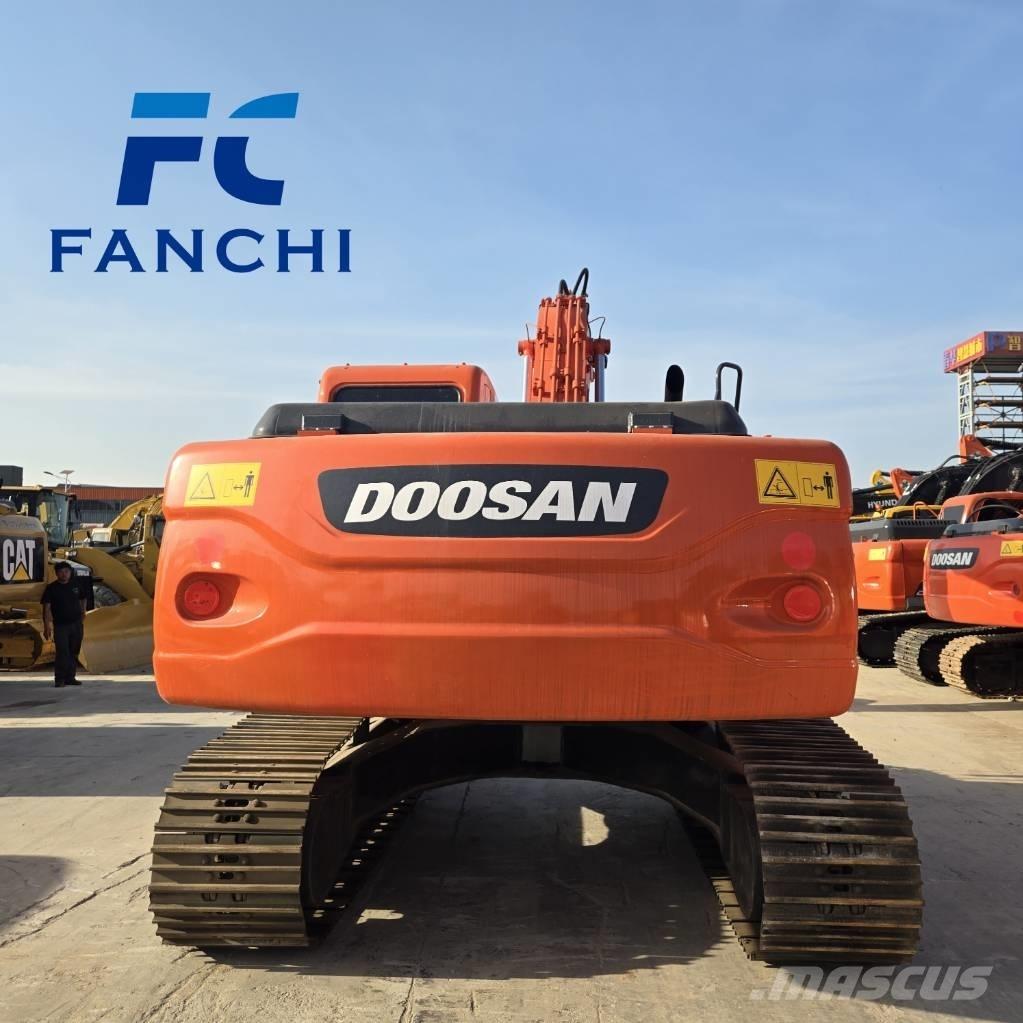 Doosan DX 225 LC Верижен екскаватор