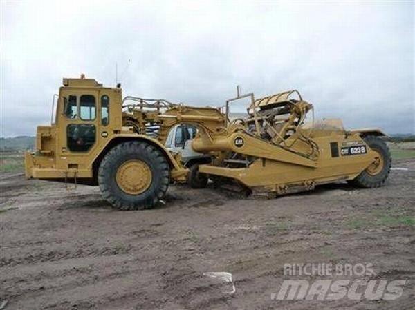 CAT 623B Колесни екскаватори