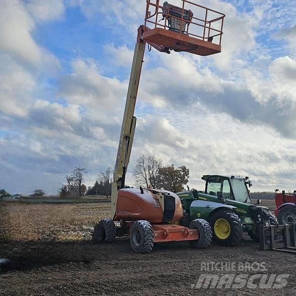 JLG 600AJ Съчленени стрелови подемници