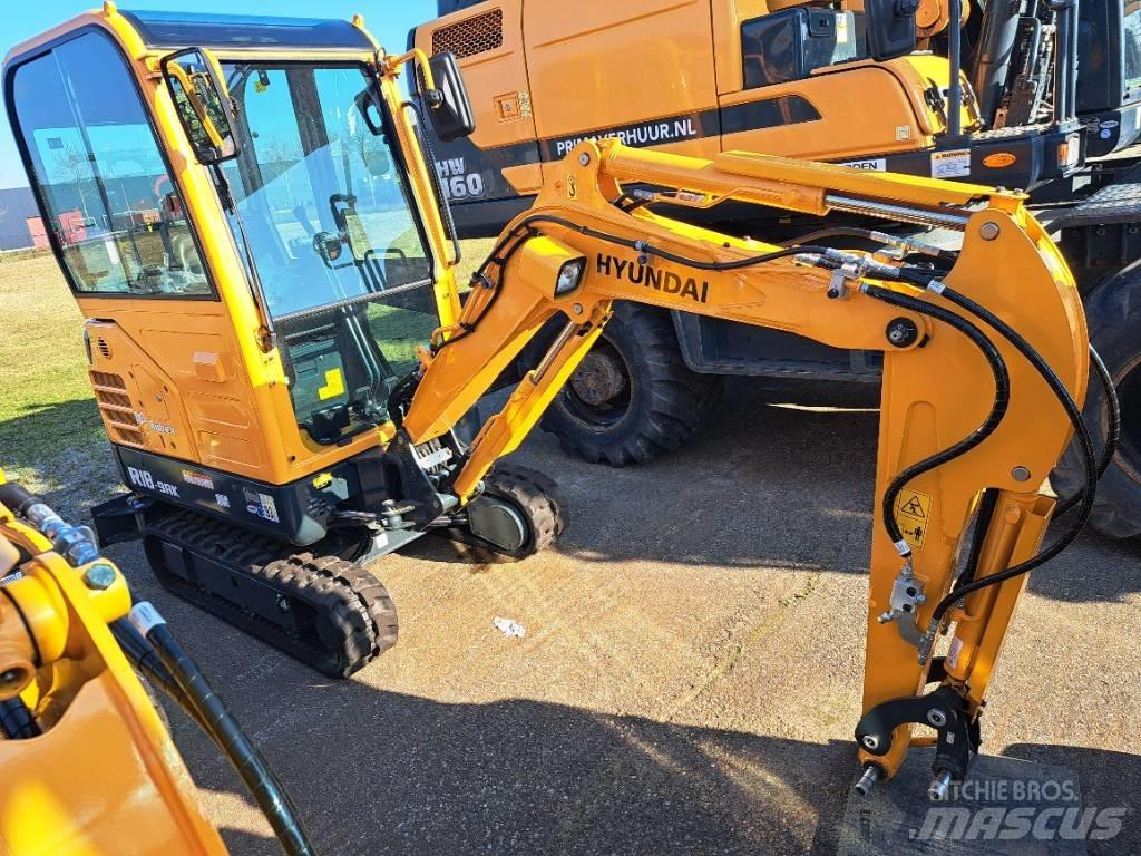 Hyundai R18-9AK Мини екскаватори < 7 т