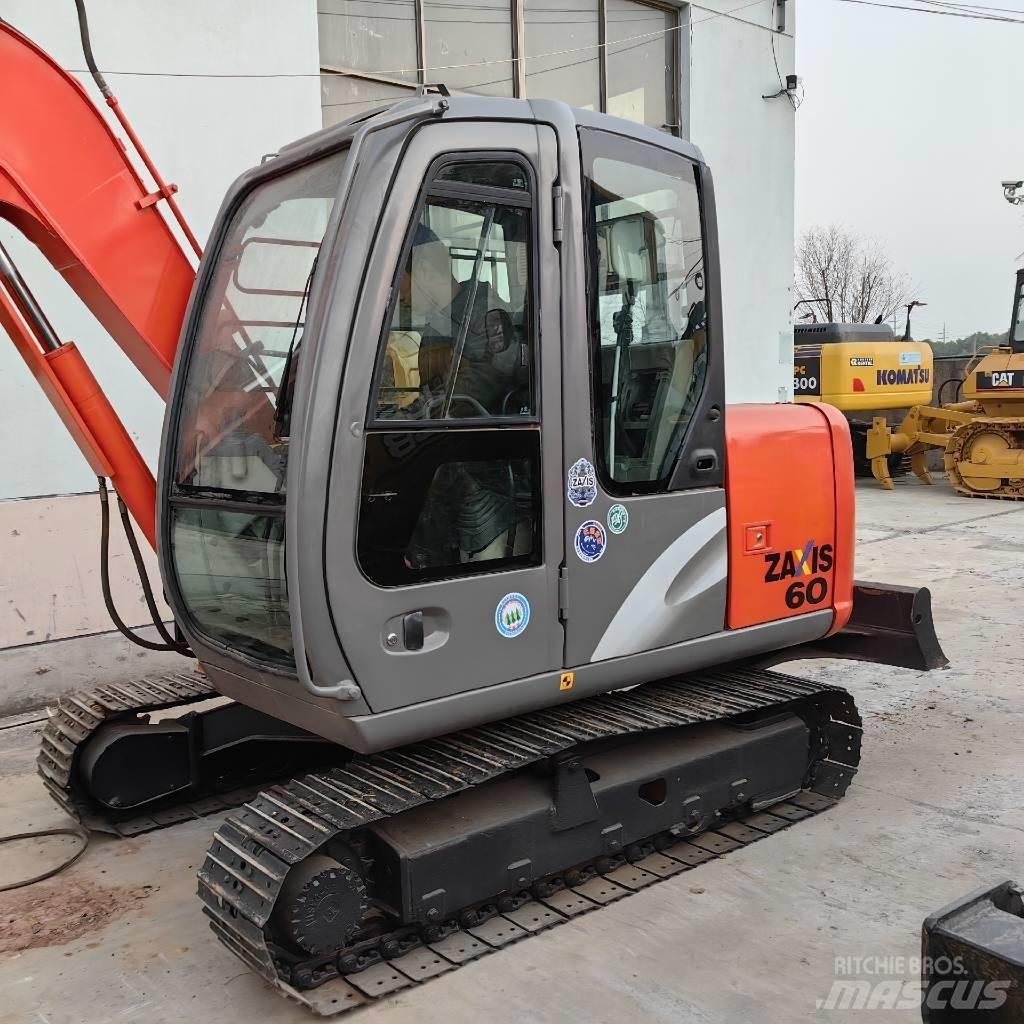 Hitachi ZX 60 Мини екскаватори < 7 т