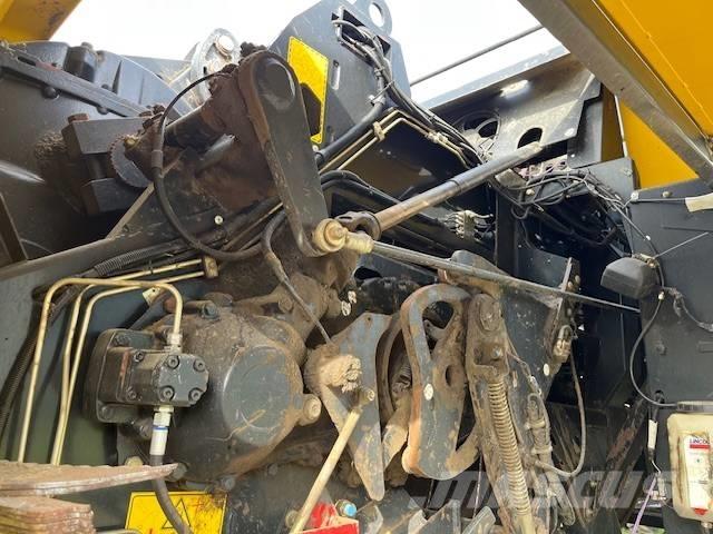 New Holland BB 940 A Балопреси квадратни
