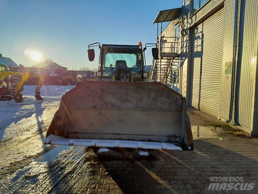 Wacker Neuson 8115 Колесни товарачи