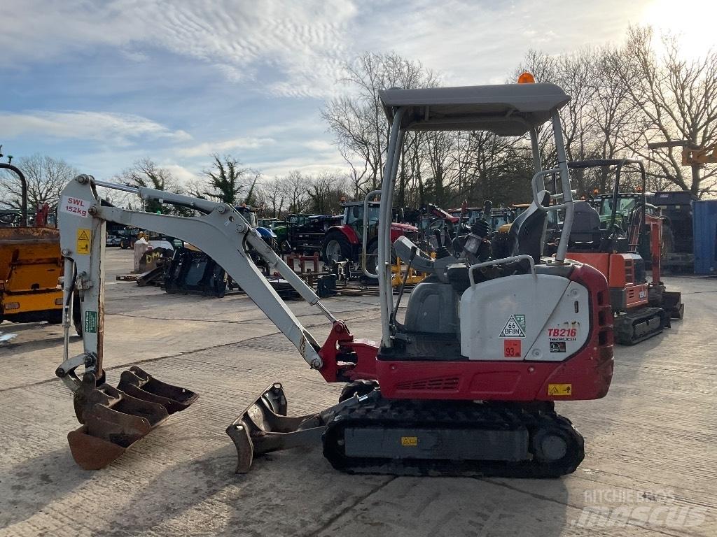 Takeuchi TB 216 Мини екскаватори < 7 т