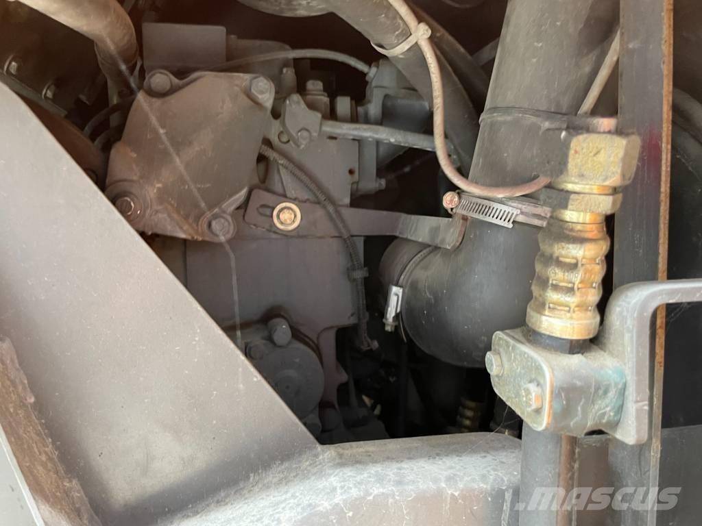 ABG TITAN 2820 Машини за асфалт