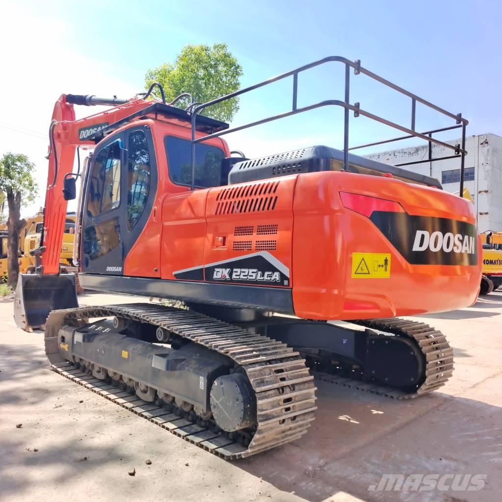 Doosan DX 225 LC-9C Верижен екскаватор