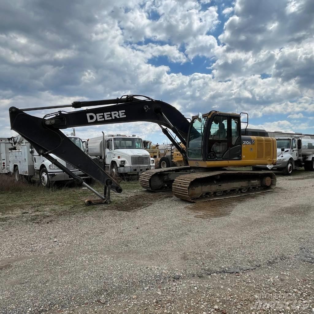 DEERE 210G Верижен екскаватор