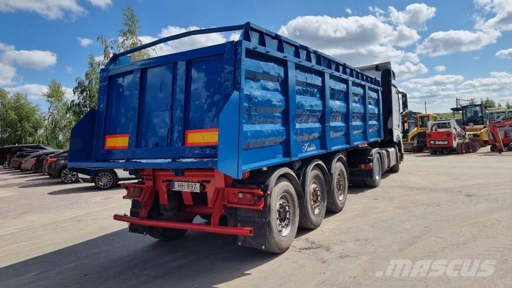 Bodex KIS 3 W Полуремаркета със скипов подемник