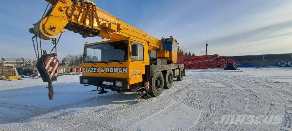 Liebherr LTM 1050 Всъдеходни кранове