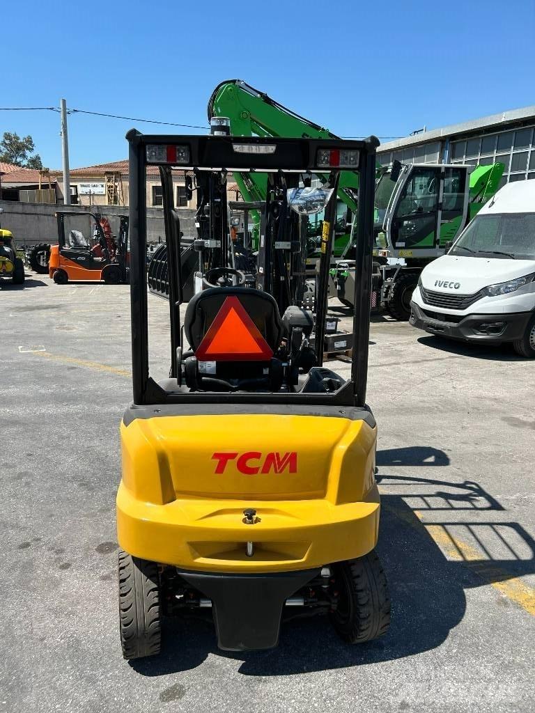 TCM FB20L-E4 Електрически вилични кари-повдигачи