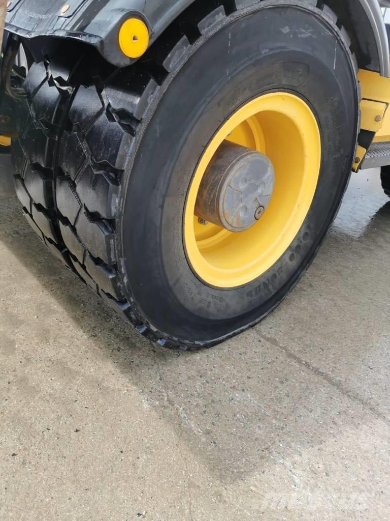 Volvo EW 140 D Колесни екскаватори