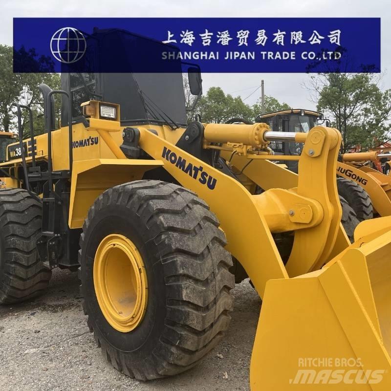 Komatsu WA 380 Колесни товарачи