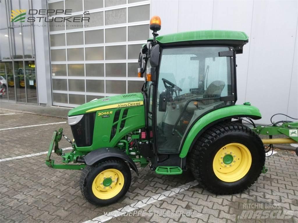 John Deere 3046R Компактни трактори