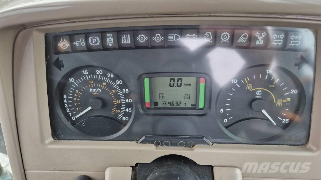 John Deere 6320 SE Трактори