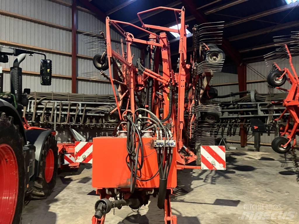 Kuhn GA 15031 Гребла и сенообръщачки