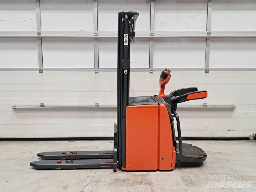 Linde L14 AP Колички високоповдигачи с теглич