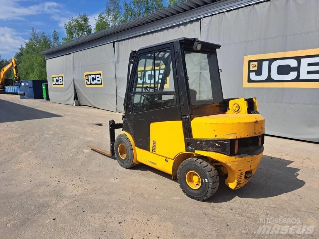 JCB TLT 30D Дизелови камиони