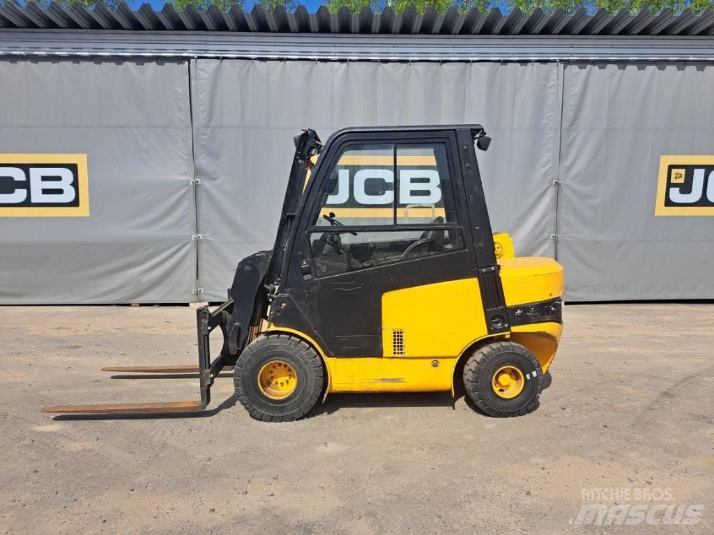 JCB TLT 30D Дизелови камиони