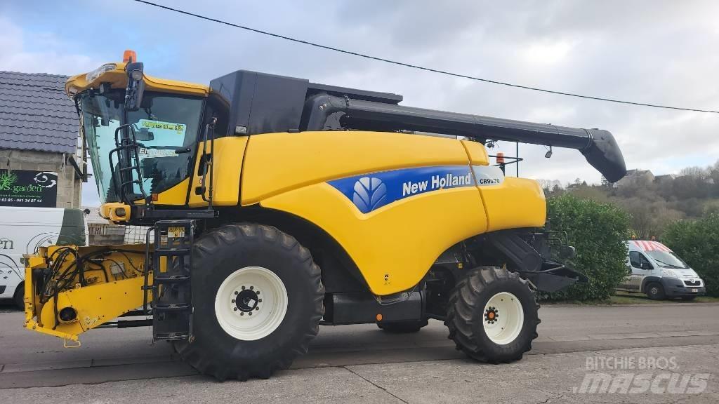 New Holland CR9070 Комбайни