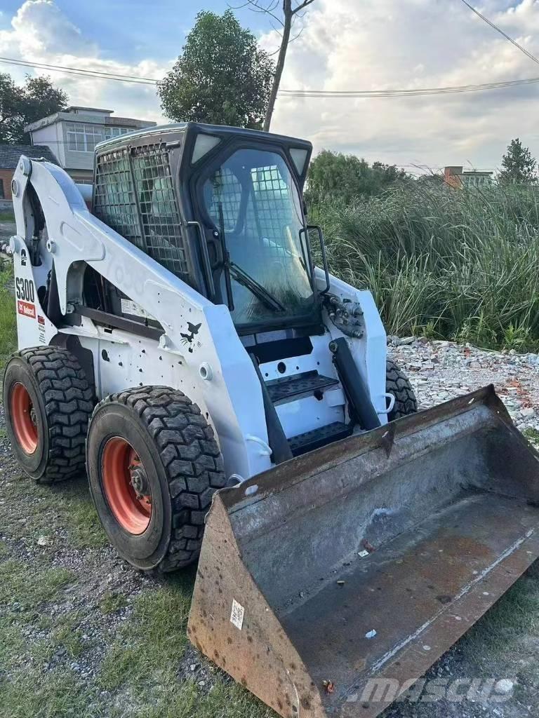 Bobcat S 300 Мини товарачи
