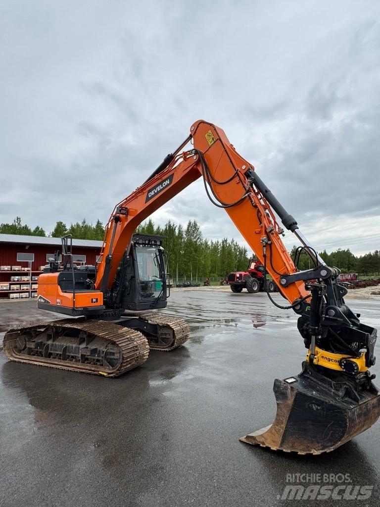Develon DX 160 LC-7 Верижен екскаватор