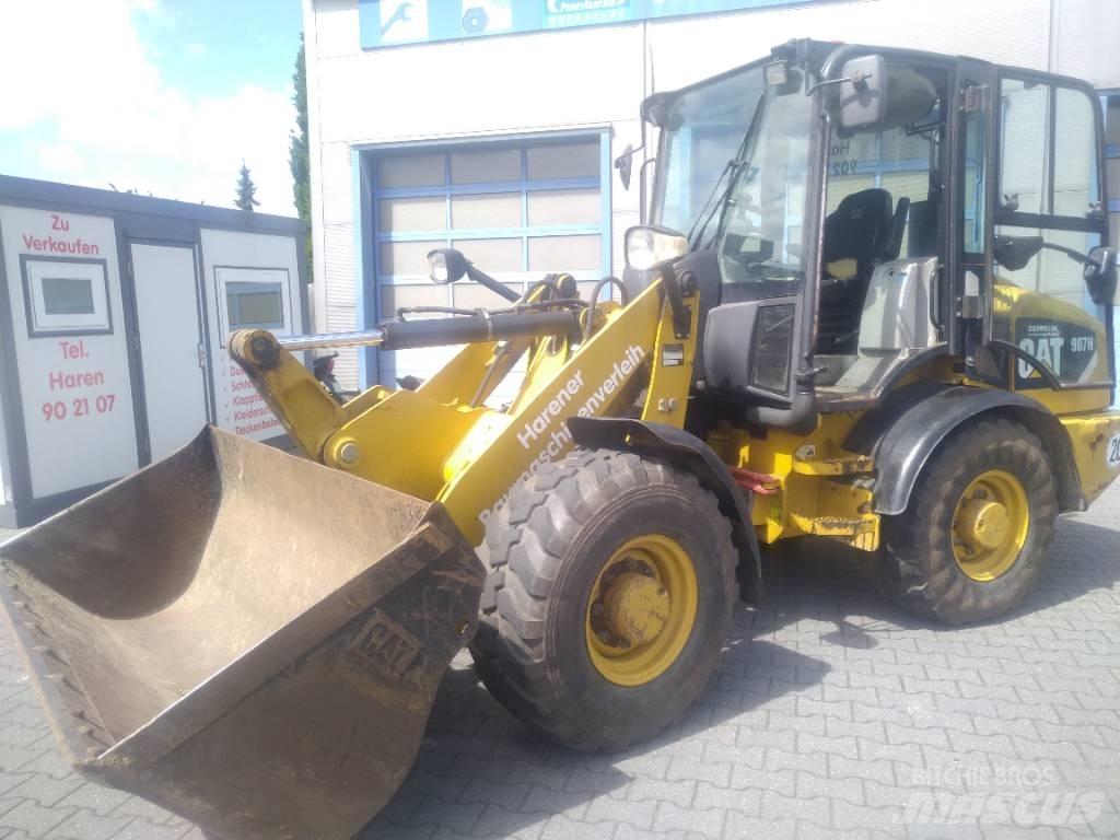CAT 907 H Колесни товарачи