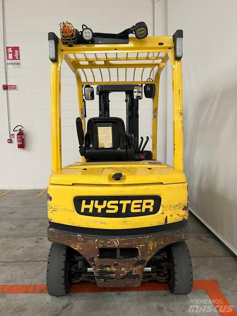 Hyster J3.0XN Електрически вилични кари-повдигачи
