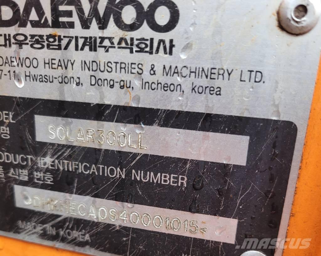 Daewoo Solar 300 LL Екскаватори