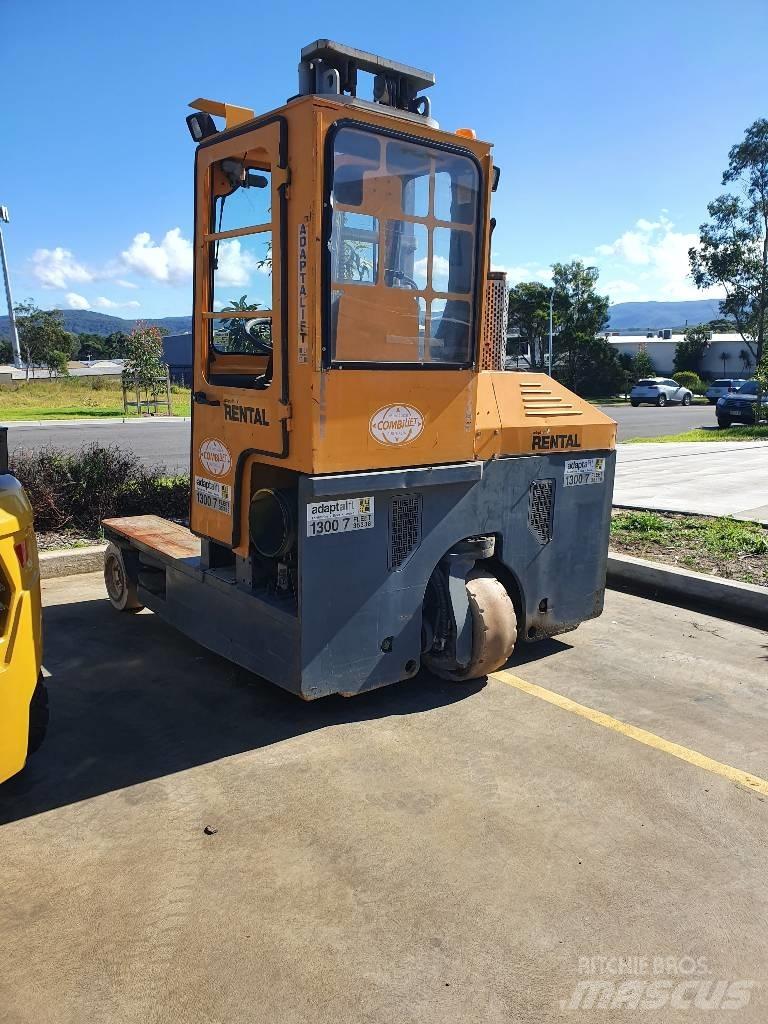 Combilift C3000 Страничен товарач